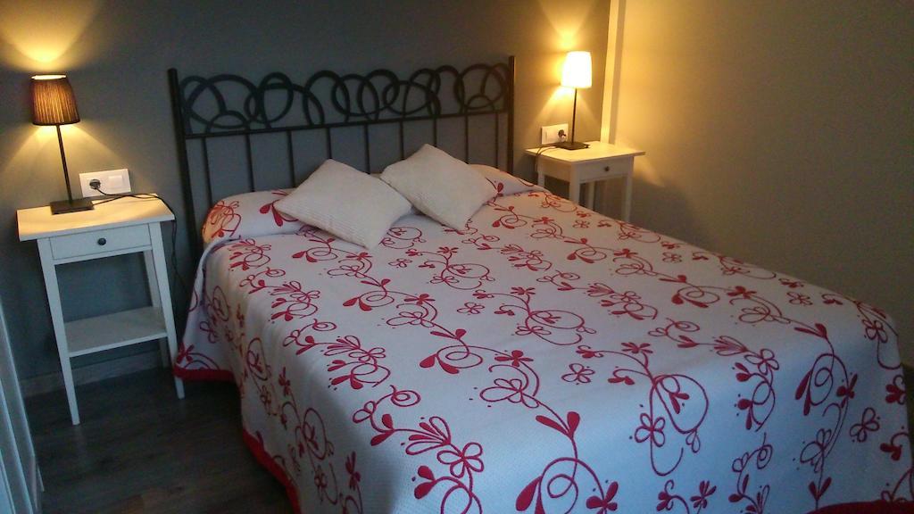 Apartamentos San Gregorio Alquézar Room photo